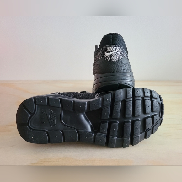 New Nike Air Max 1 Flynit - W size 6 - Picture 3 of 8